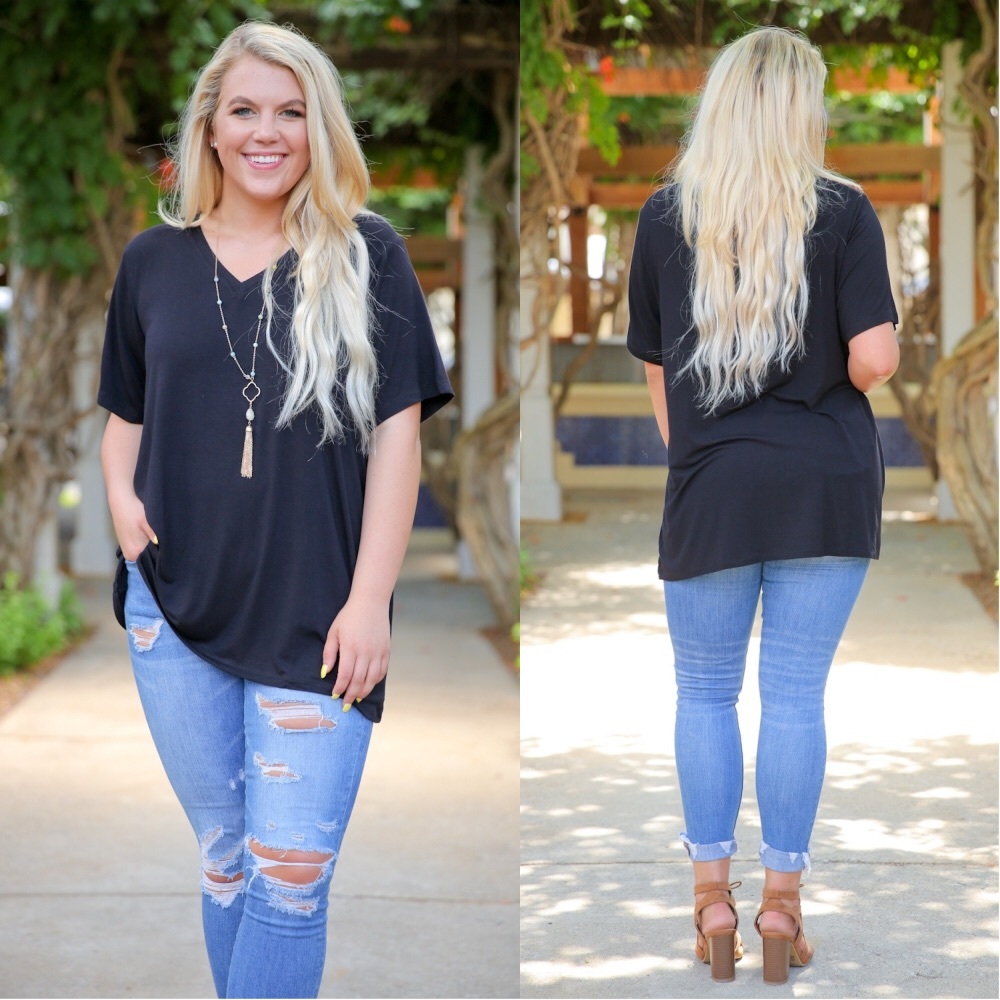 ✨LAST ONE✨PLUS V-Neck Black Short Sleeve Tee - Picture 4 of 4